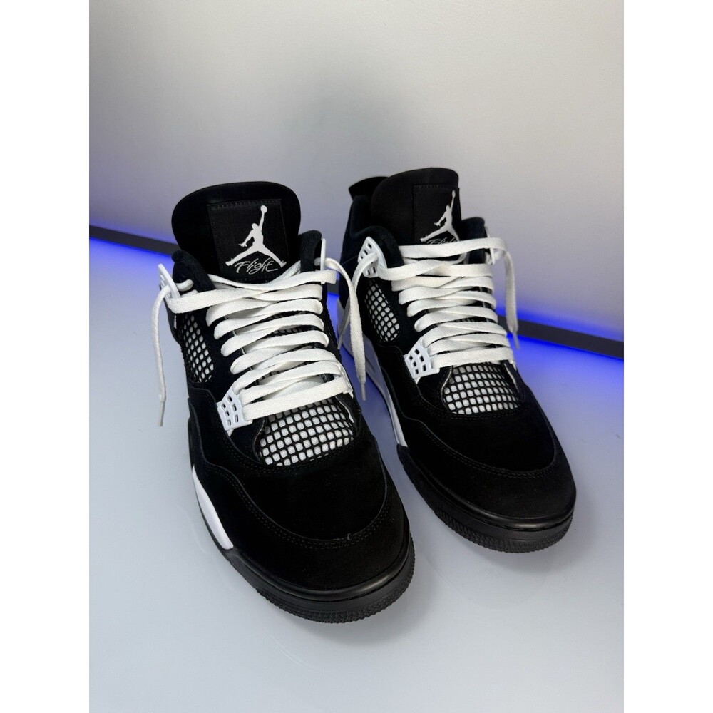 Air Jordan 4 Retro White Thunder -Men's Sleek Sneakers Trainers Sz 12 Mens Great